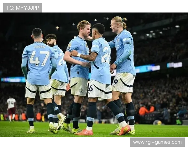 福登细腻盘带显威力，连续突破撕开防线