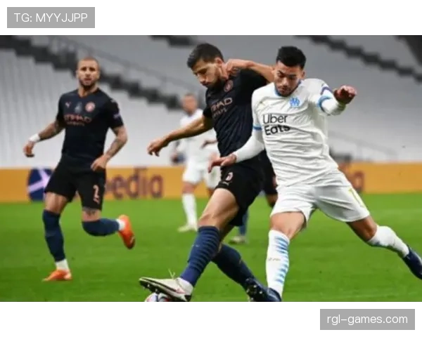 穆西亚拉高效进球+冷静表现闪耀赛场，年轻新星获广泛赞誉