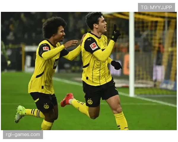 德甲新星转会潮涌:年轻才俊接连加盟,赛场表现惊艳 德甲新星转会潮涌:年轻才俊接连加盟,赛场表现惊艳