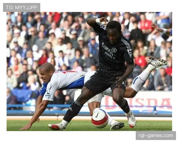 巴拉克与兰帕德在攻防权重上的分化:前者更重后插上终结,后者偏向持续前压 巴拉克与兰帕德在攻防权重上的分化:前者更重后插上终结,后者偏向持续前压