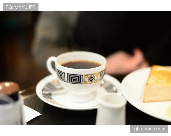 孙铭徽喝咖啡都选最贵那款，这生活真离我们太远了吧？