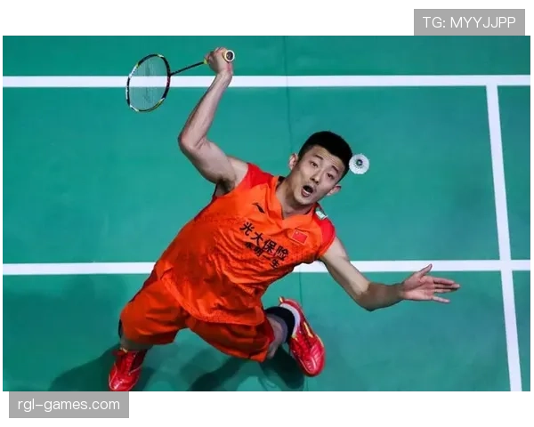 谌龙赛场冷若冰霜，私下朋友圈直接开富豪日常，谁看谁懵