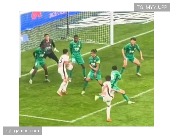 国安陷入技战术争议：豪门地位与下滑危机引发球迷激烈讨论